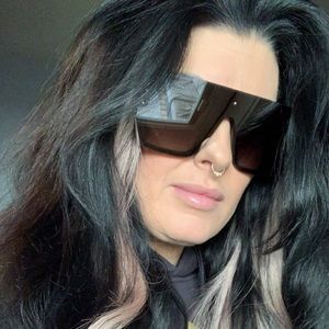 Meet your Posher, Brandi